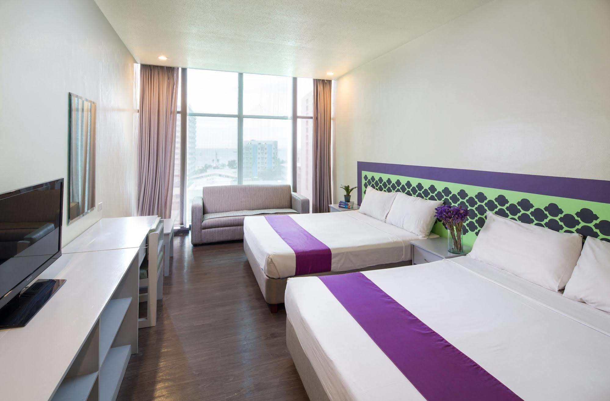 วี โฮเต็ล Hotel มะนิลา ภายนอก รูปภาพ