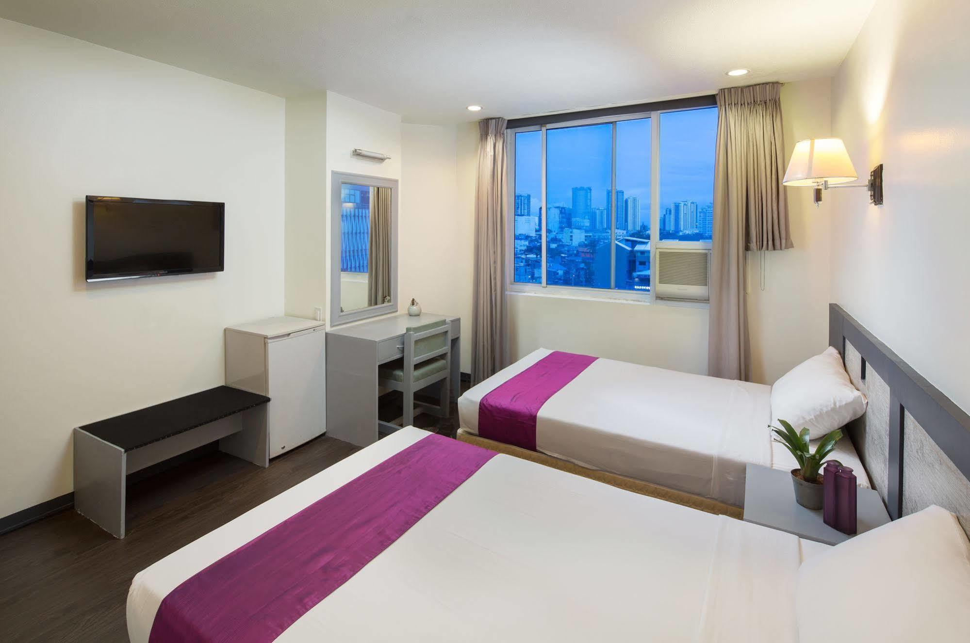 วี โฮเต็ล Hotel มะนิลา ภายนอก รูปภาพ